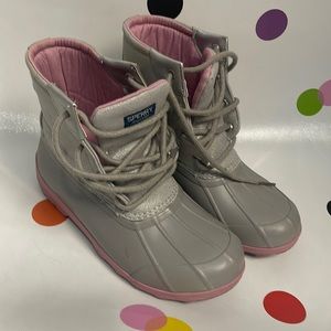 Girls Sperry duck boots
